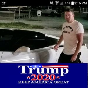 Meet your Posher, Thomas